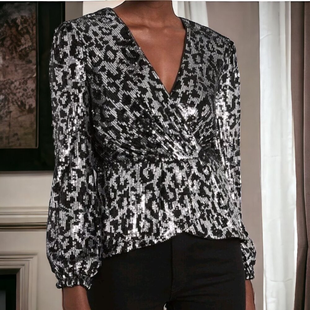 NWT SAYLOR ( SM ) Indya Blk/Silver Metallic Leopard Print Sequin Wrap Si…